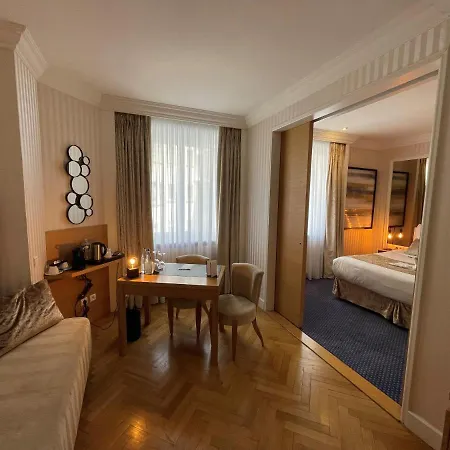 Maison Lutetia R 호텔 3*